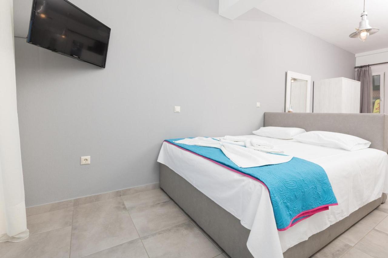 Artemis Beach Apartments Khrysi Ammoudia Eksteriør bilde